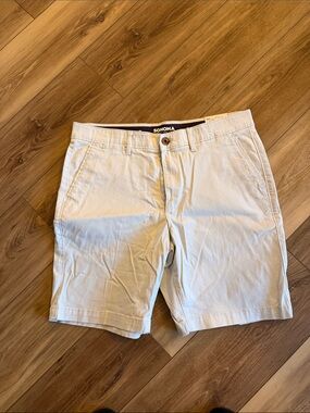 Sonoma Men's Light Khaki Flat-Front Chino Shorts with Flexwear